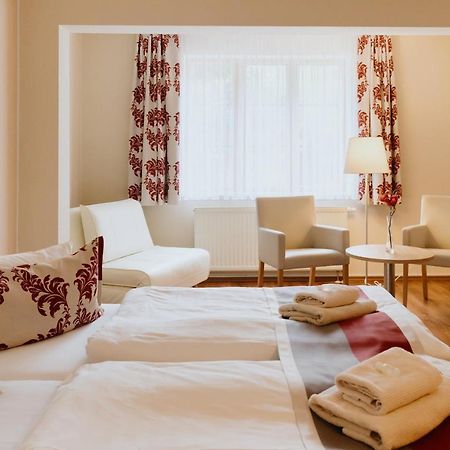 Hotel An Den Bleichen Щралзунд Екстериор снимка